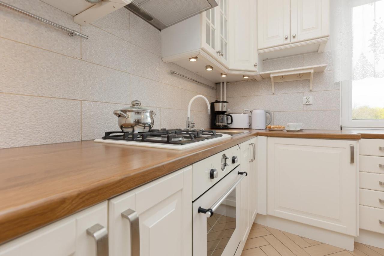 Metro Raclawicka Cozy Studio Apartment By Noclegi Renters Warsawa Bagian luar foto